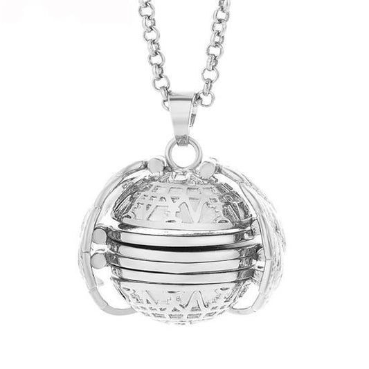 PHOTO LOCKET NECKLACE